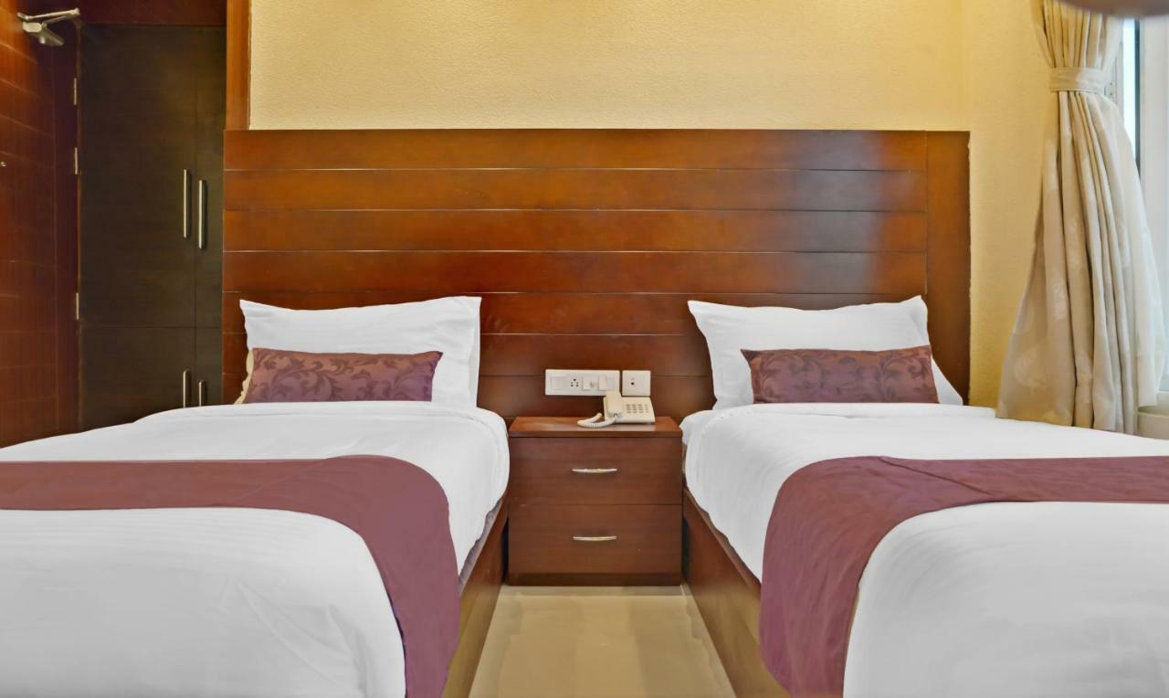 Hotel Treebo Premium The Crystal Kalkutta Exterior foto